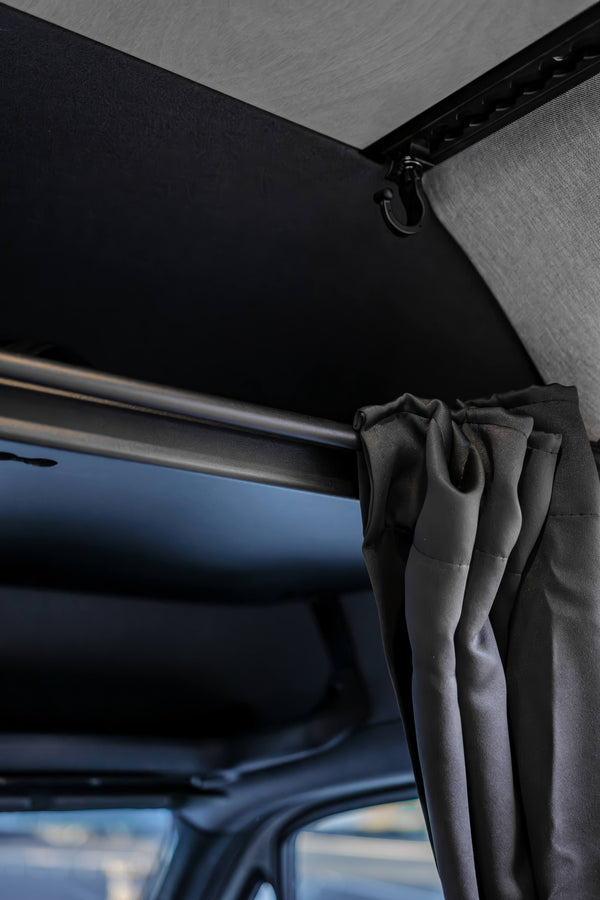 Tablette de voûte avant (Headliner Shelf) en aluminium pour Sprinter